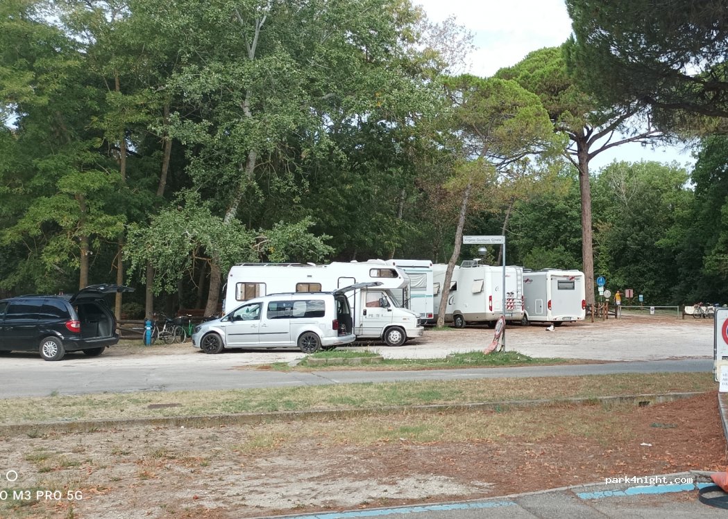 (48015) Milano Marittima - 60 Via Ravenna — foto