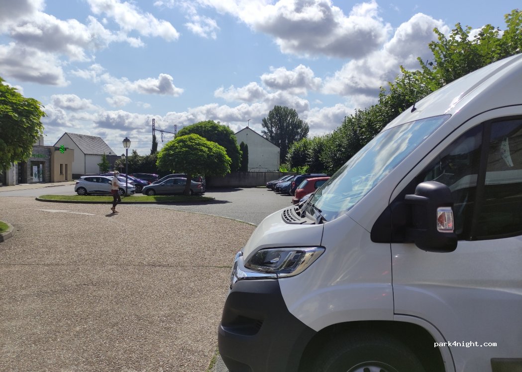 (37130) Langeais - 43 Rue Anne de Bretagne — foto
