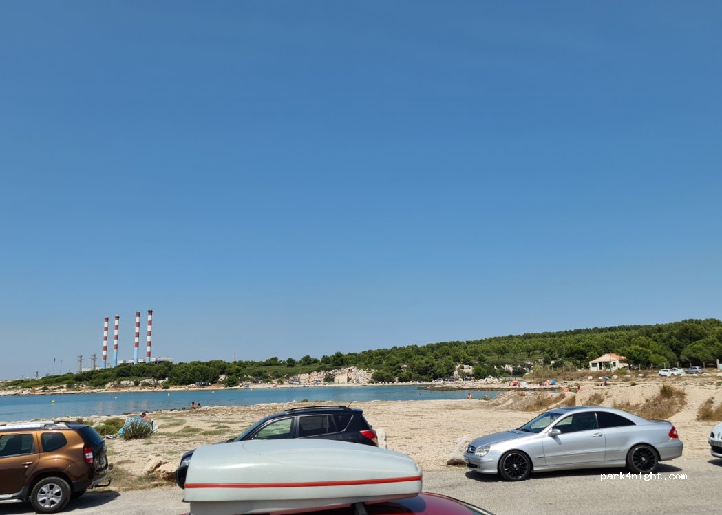 (13500) Martigues - Chemin de Bonnieu — foto 2