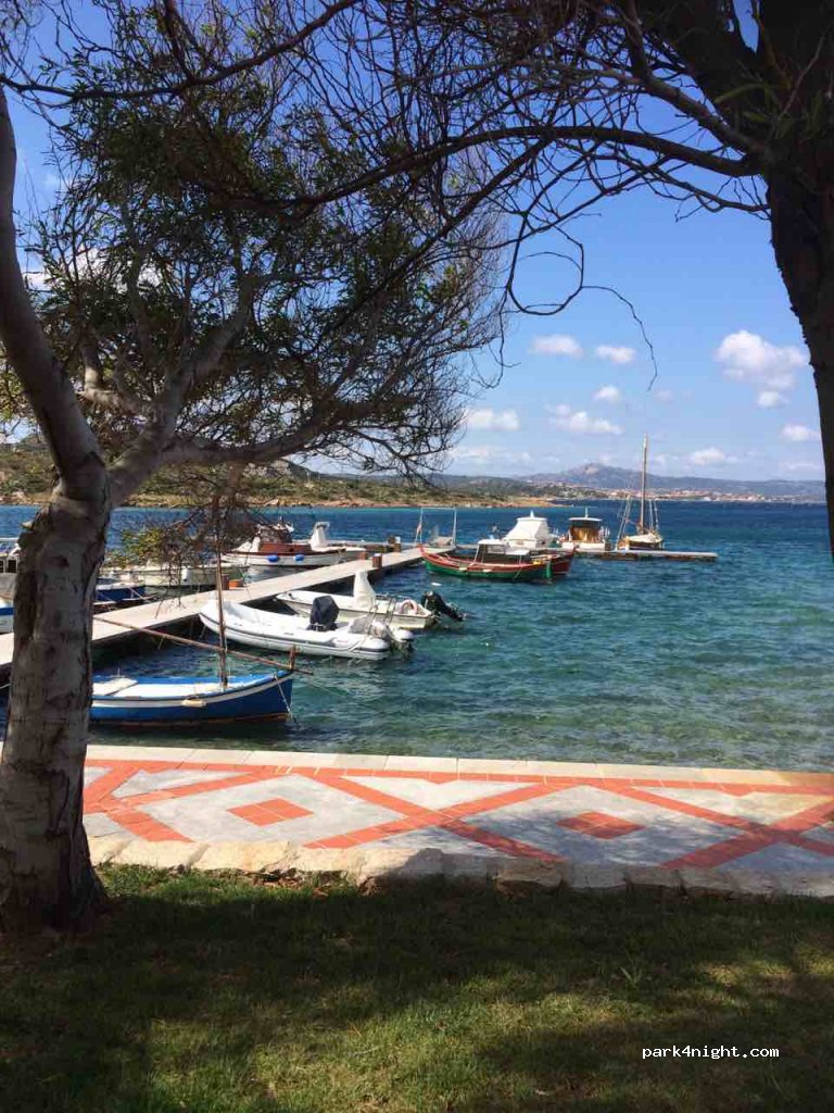 (07024) La Maddalena - 35 Via Ammiraglio Mirabello — foto