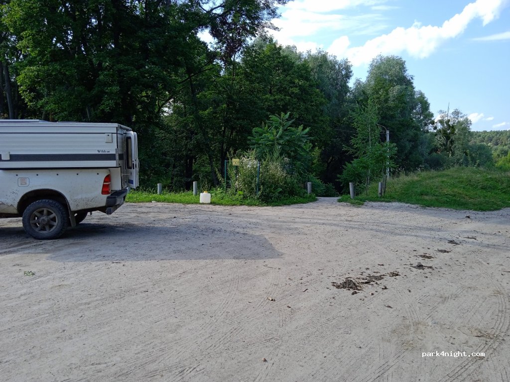 (35303) Khotyn - Vul. Krynychna — foto