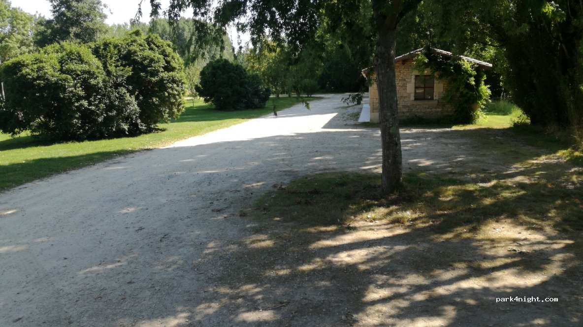 (79120) Sainte-Soline - — foto
