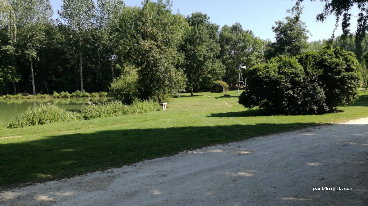 (79120) Sainte-Soline - — foto 2