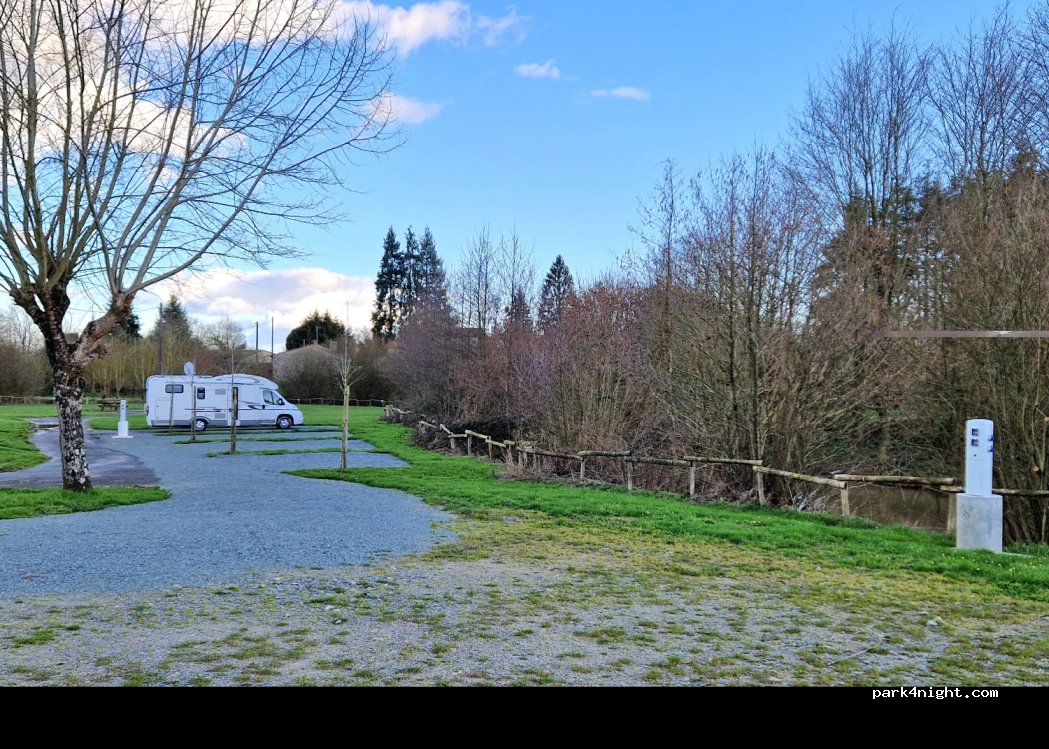 (79130) Beugnon-Thireuil - 1 D128 — foto 4