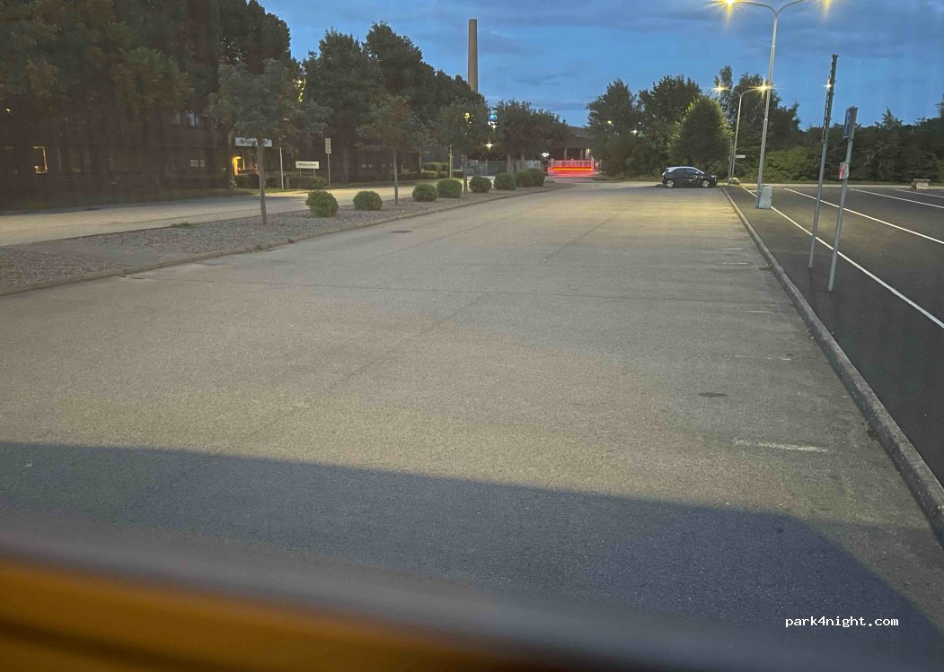 (263 39)  - 38 Bruksgatan — foto