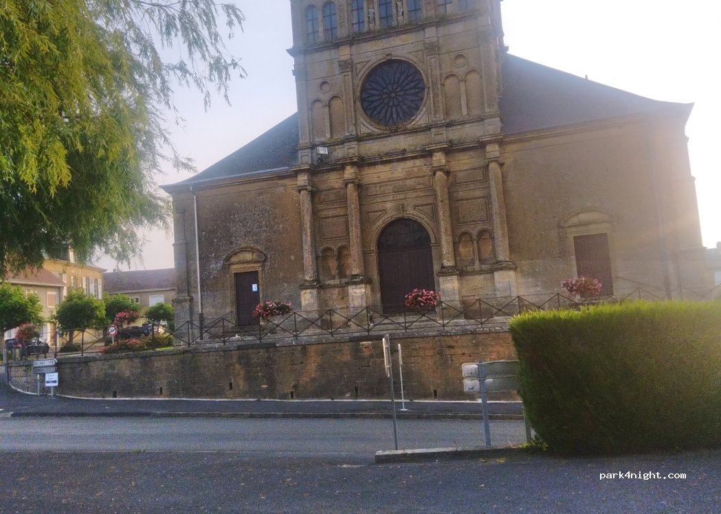 (08210) Beaumont-en-Argonne - 13 Place de la Mairie — foto 2