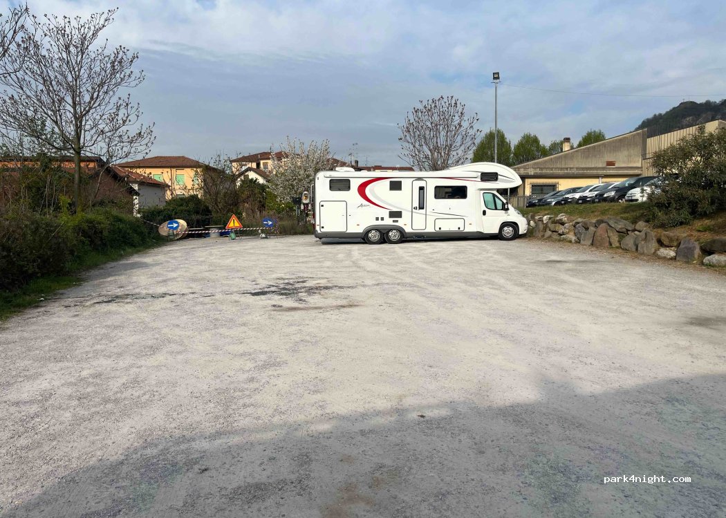 (24067) Sarnico - 36 Via Crodarolo — foto