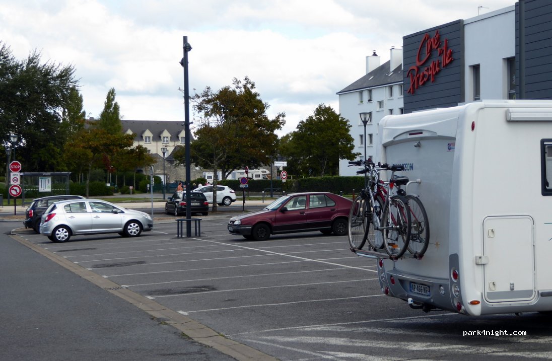 (44350) Guérande - Parking d'Athanor — foto