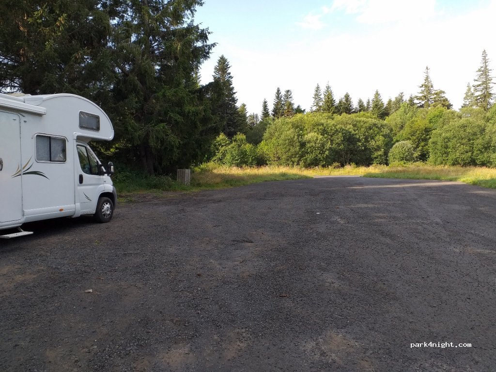 (63790) Saint-Victor-la-Rivière - D635 — foto