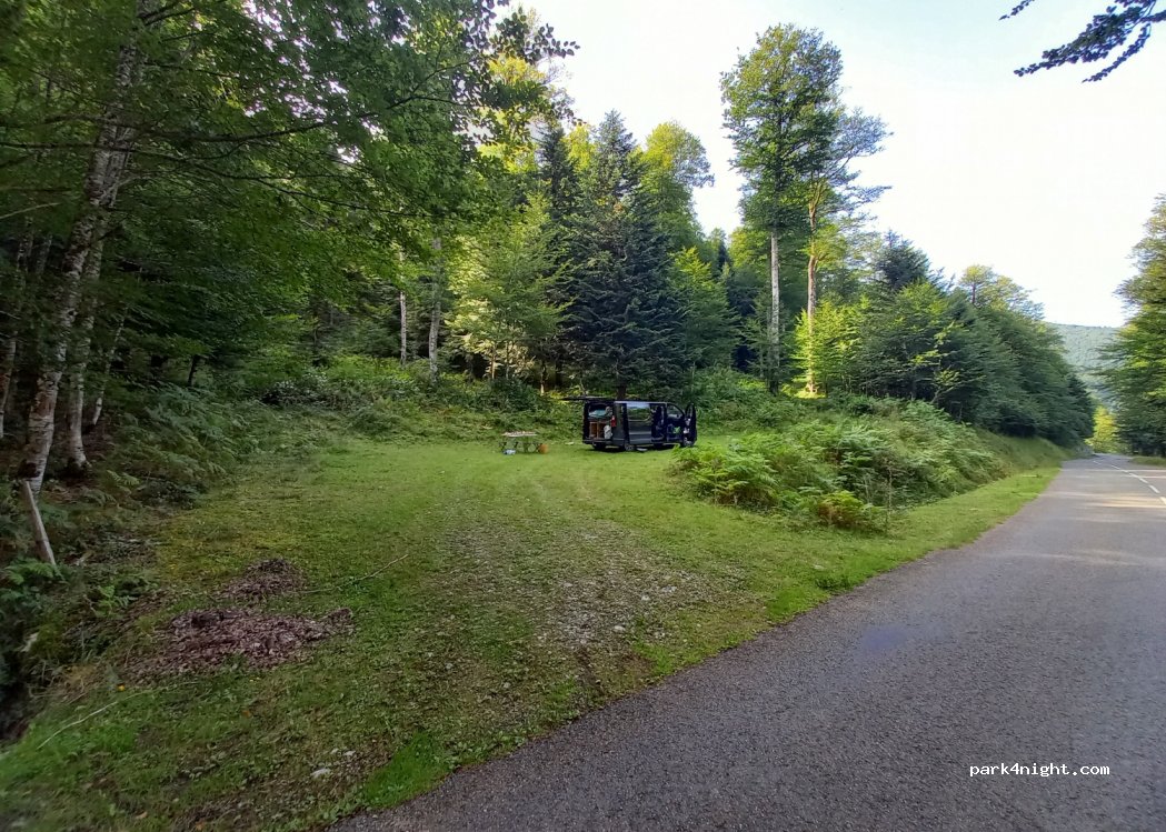 (64570) Arette - D113 — foto