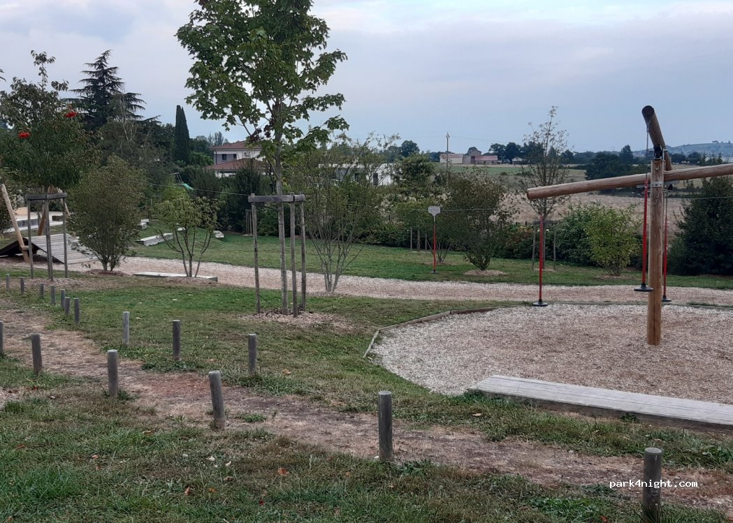 (69490) Vindry-sur-Turdine - 82 Le Bourg — foto