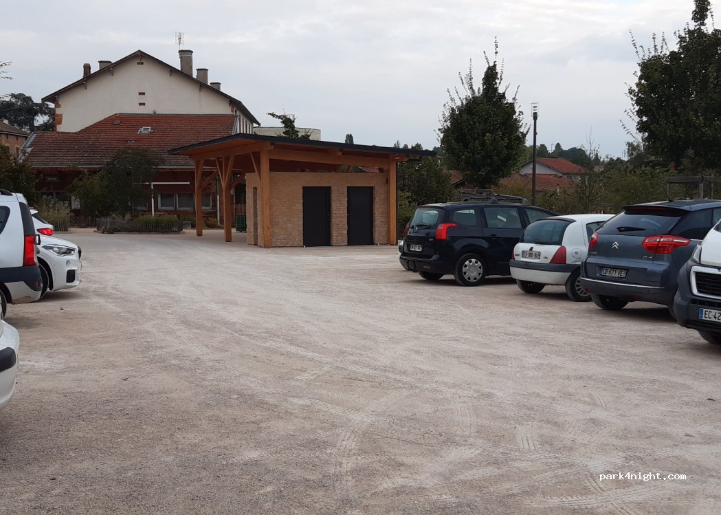 (69490) Vindry-sur-Turdine - 82 Le Bourg — foto 2