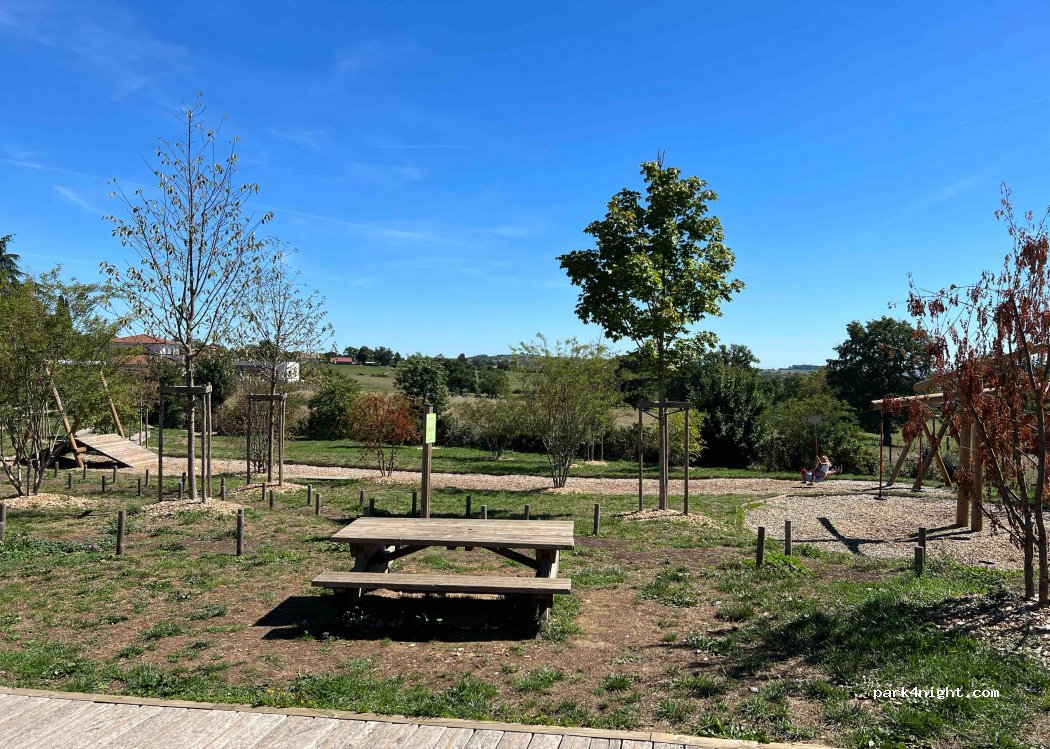 (69490) Vindry-sur-Turdine - 82 Le Bourg — foto 4