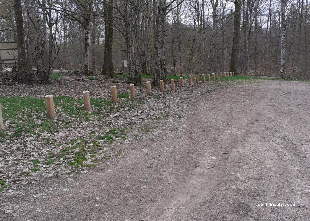 (21210) Saulieu - Unnamed Road — foto 2