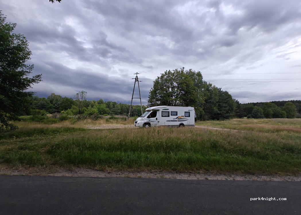 (59-724) Kliczków - Unnamed Road — foto