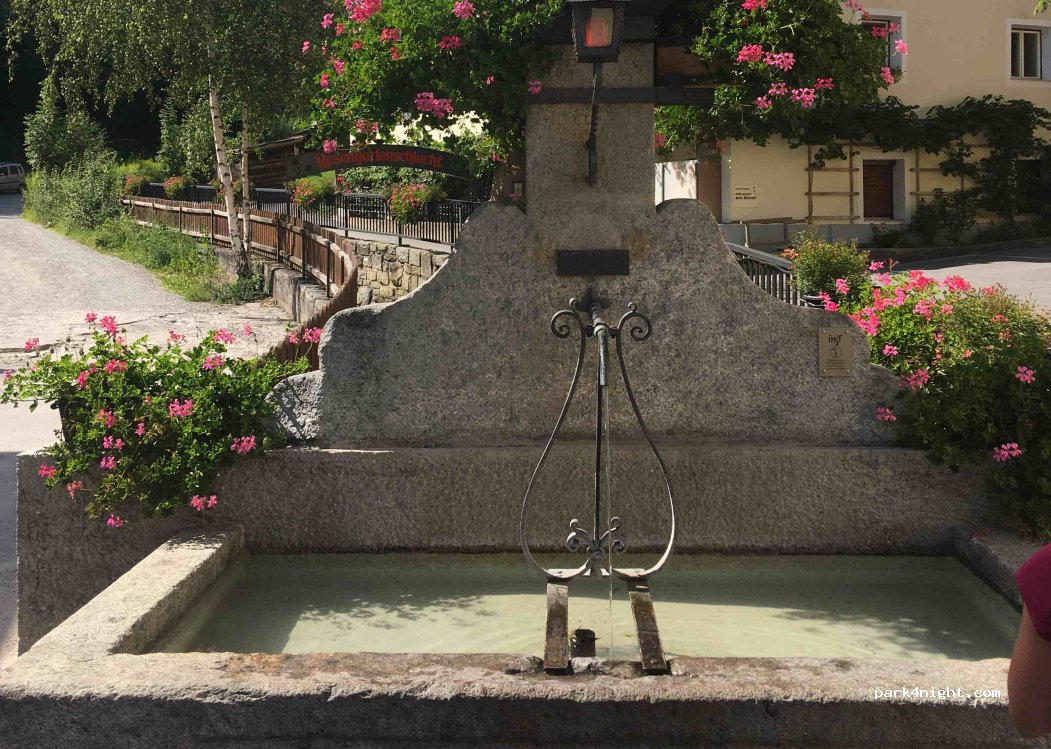 (6460) Gemeinde Imst - 1 Johannesplatz — foto