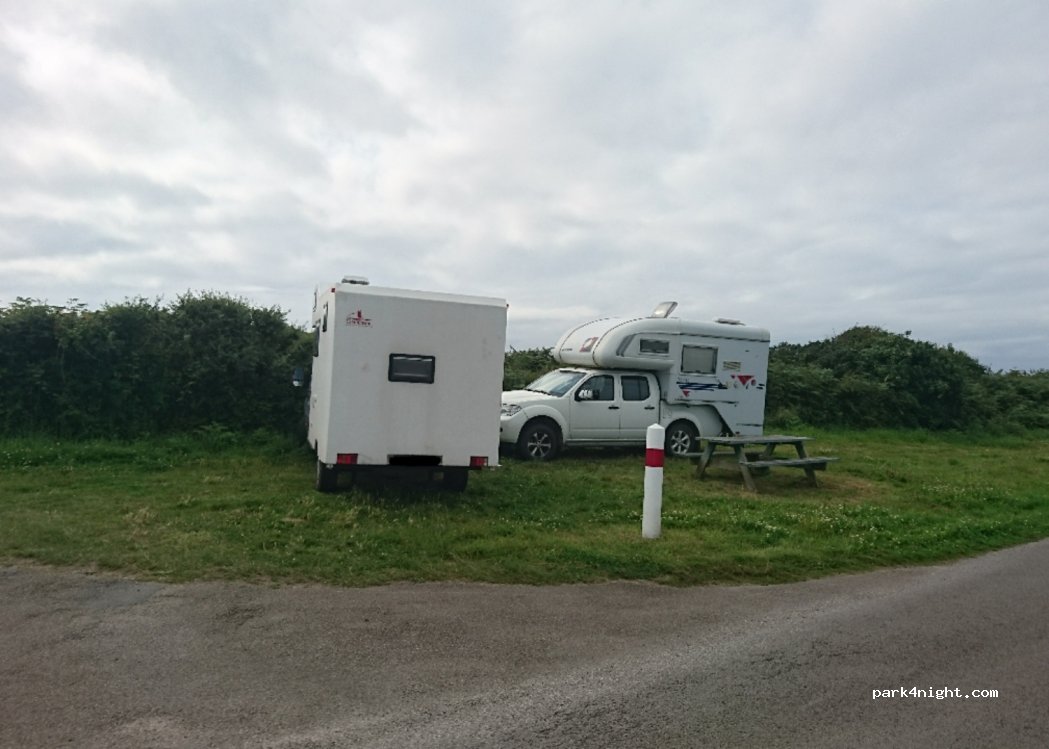 (29770) Plogoff - 3 Route de la Baie — foto
