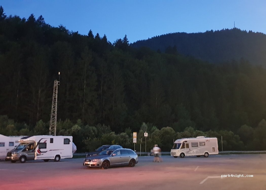 (33018) Tarvisio - 176 Via Vittorio Veneto — foto