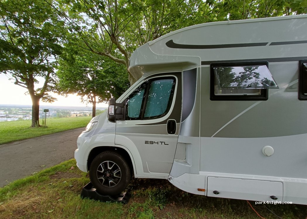 Aire de camping-cars Le Belvédère des Pyrénées à Saint-Gaudens — foto 4