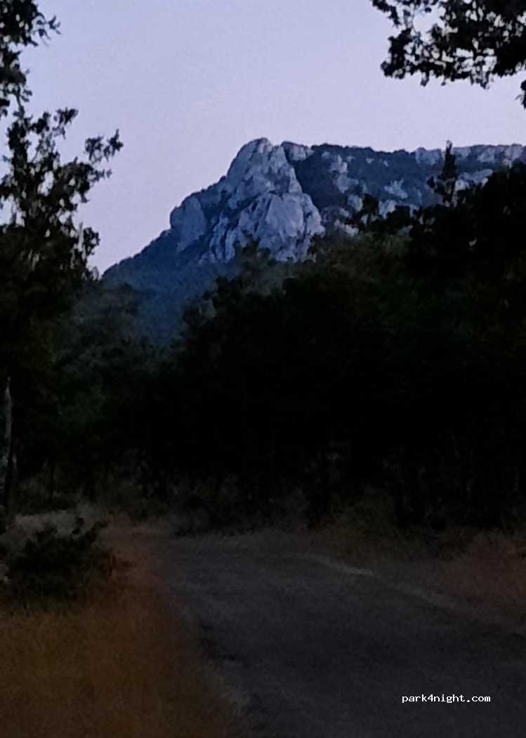 (83170) Rougiers - Unnamed Road — foto 2