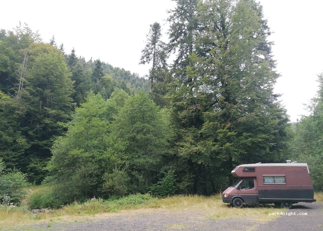 (15190) Montboudif - Unnamed Road — foto 2