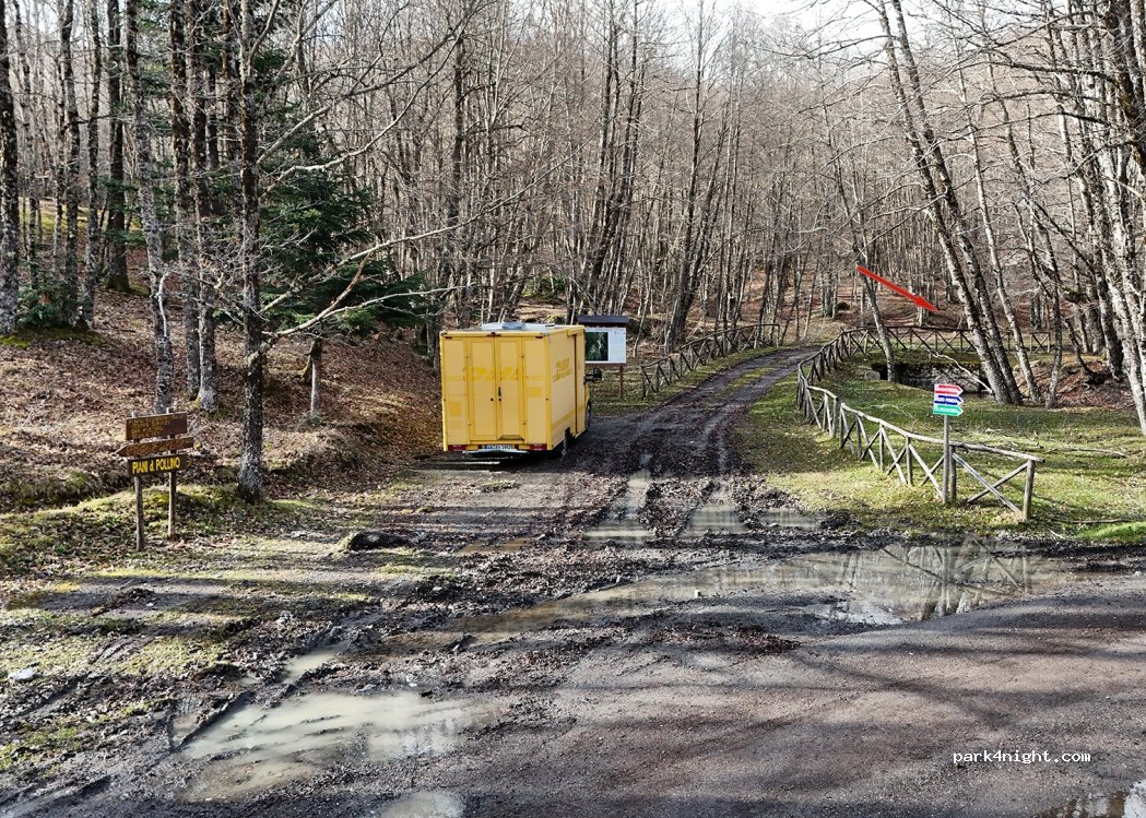 (85030) Terranova di Pollino - Unnamed Road — foto 2