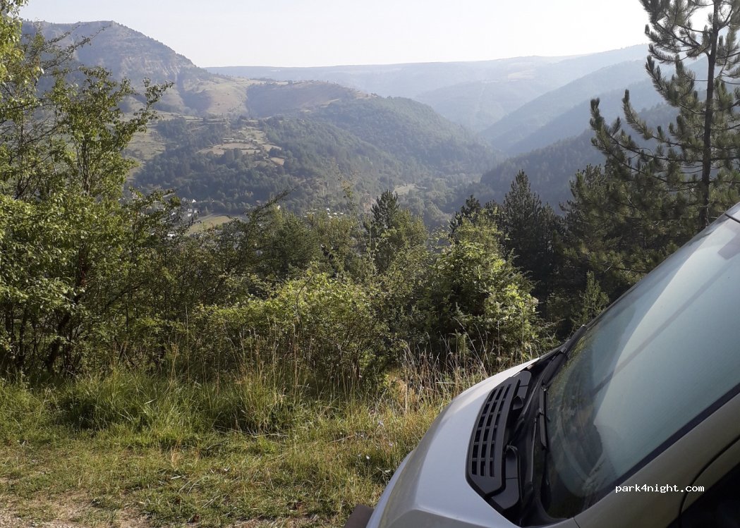 (48320) Gorges du Tarn Causses - Unnamed Road — foto 2
