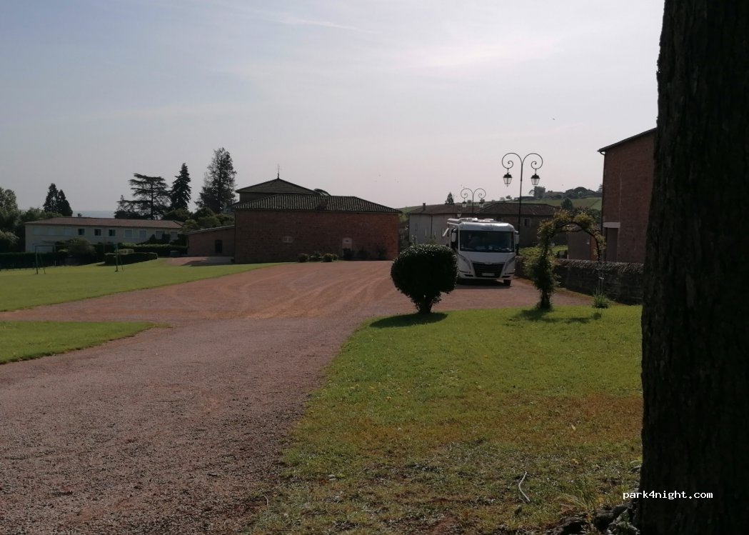 (69460) Salles-Arbuissonnas-en-Beaujolais - 253 Rue du Breuil — foto 2