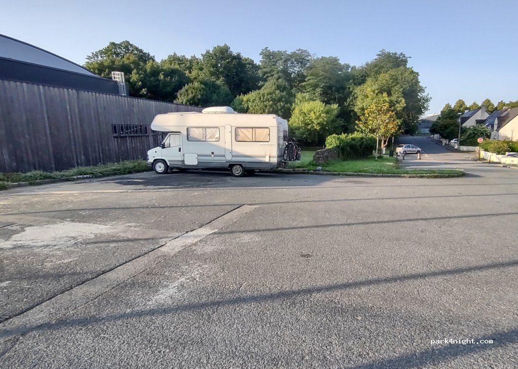 (44300) Nantes - 9 Rue du Stade de la Noue — foto