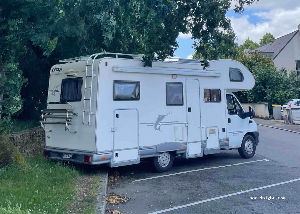 (44300) Nantes - 9 Rue du Stade de la Noue — foto 3