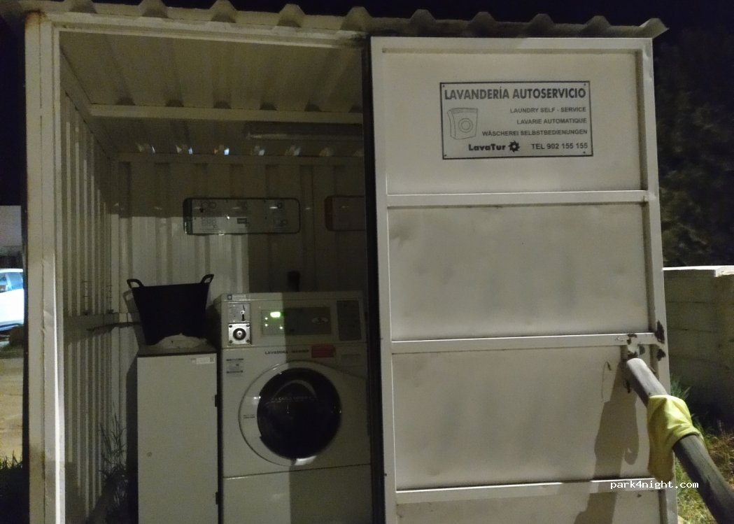 Área de Servicios Autocaravanas Tarifa-Bolonia — foto