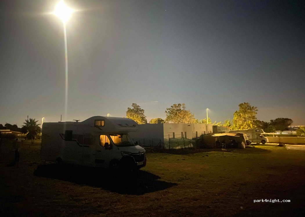 Área de Servicios Autocaravanas Tarifa-Bolonia — foto 2