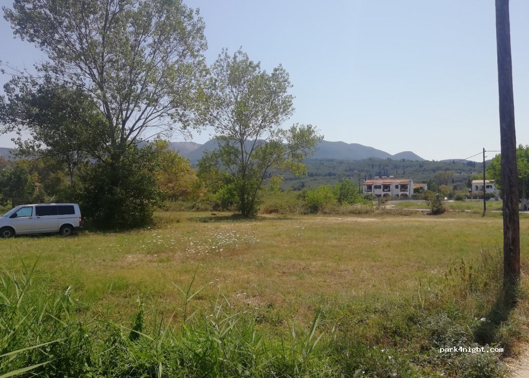 (491 00) Roda - Unnamed Road — foto