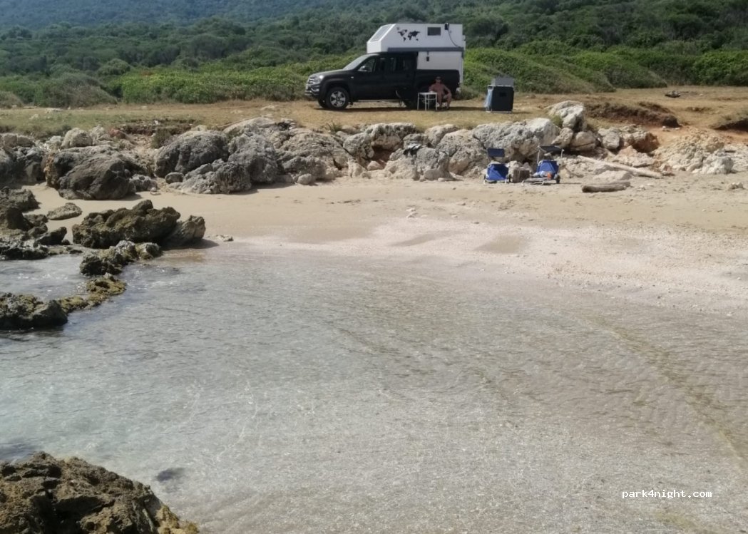 (71015) an Nicandro Garganico - Sentiero per Torre Calarossa — foto 3