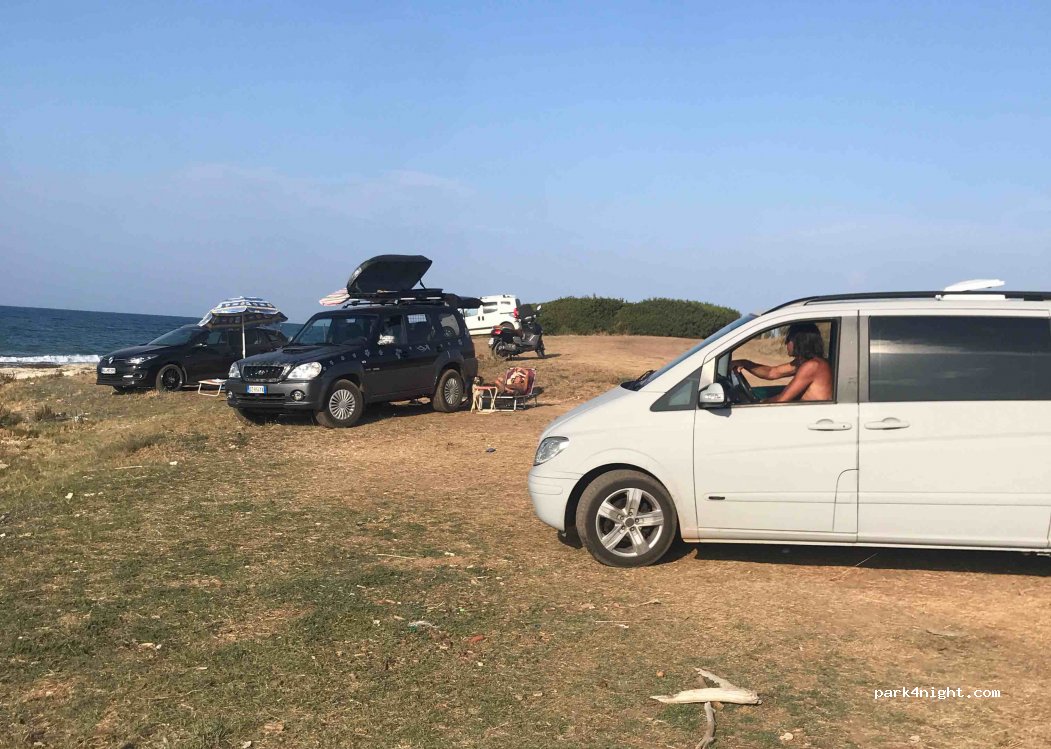 (71015) an Nicandro Garganico - Sentiero per Torre Calarossa — foto 4