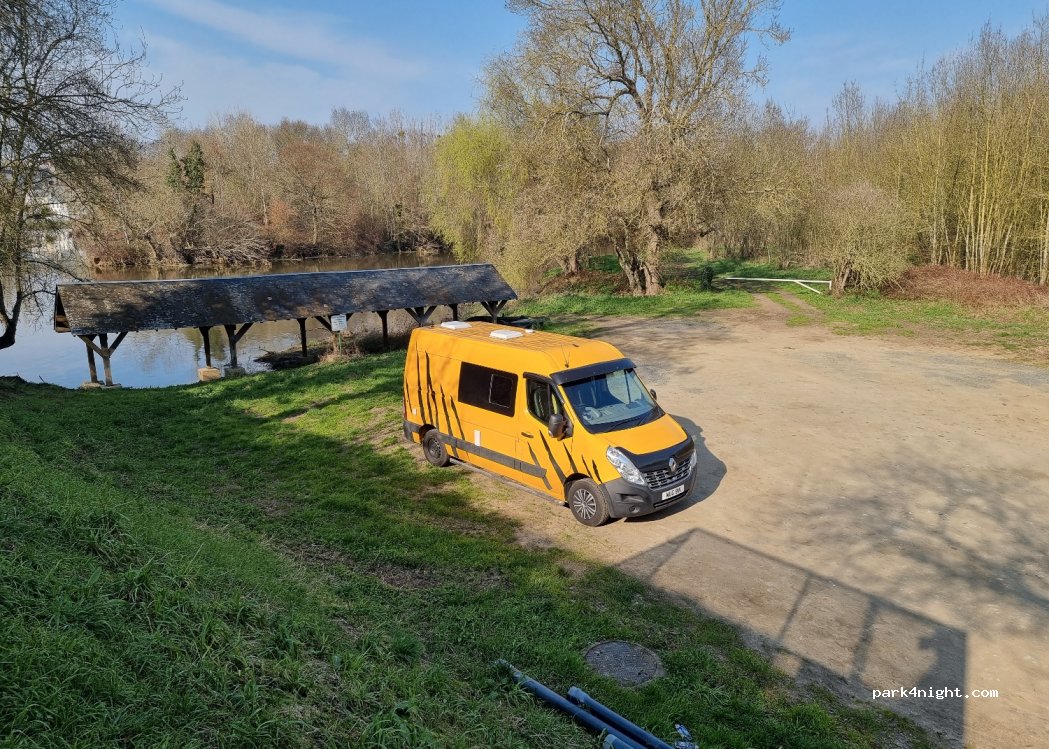 (49260) Montreuil-Bellay - 349 Avenue du Pont Napoléon — foto 3