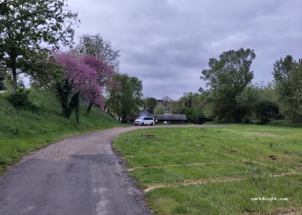 (49260) Montreuil-Bellay - 349 Avenue du Pont Napoléon — foto 4