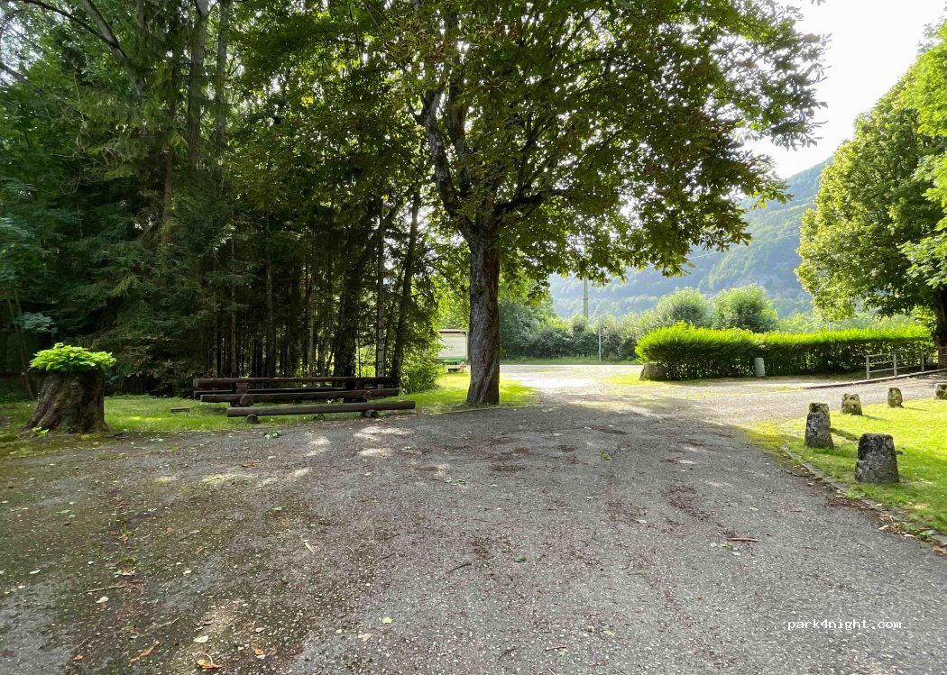 (1337) Vallorbe - 9 Route de la Raz — foto