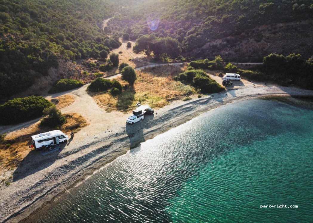 (630 81) Toroni - Unnamed Road — foto 4