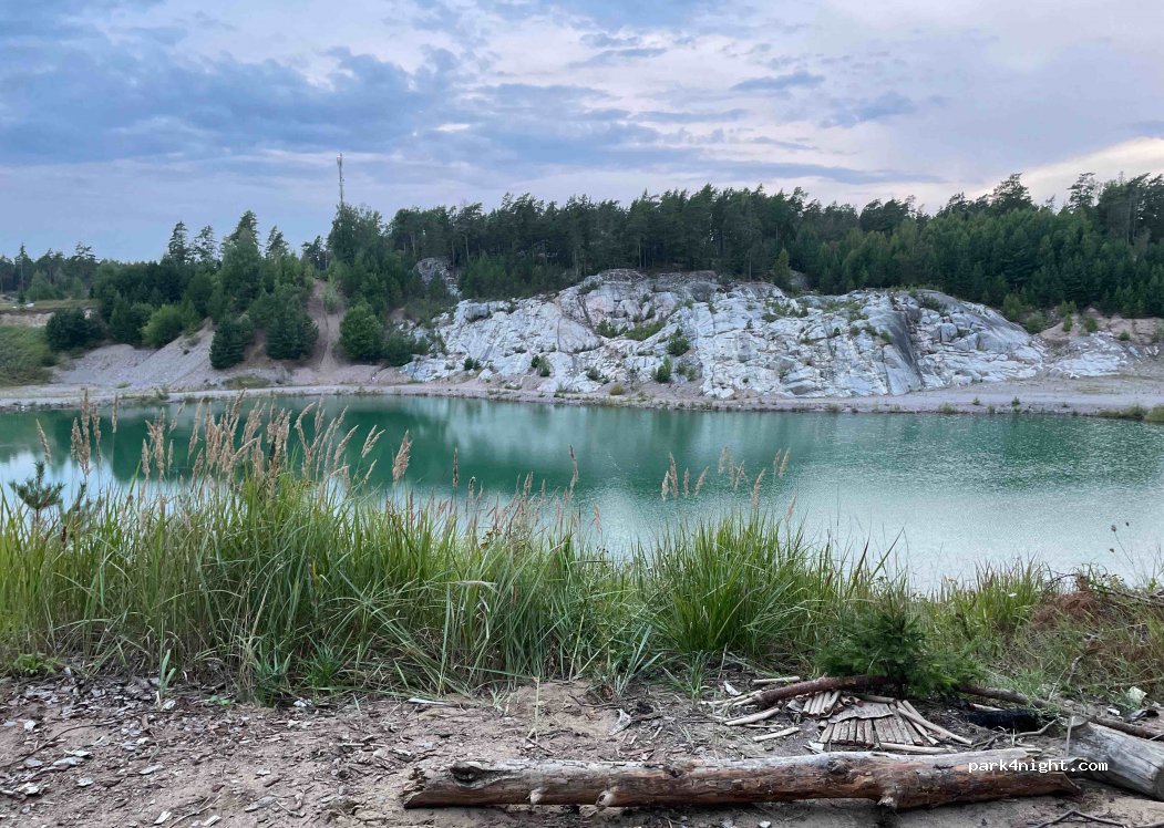 (139 90) Värmdö - 29 Kalvsviksvägen — foto