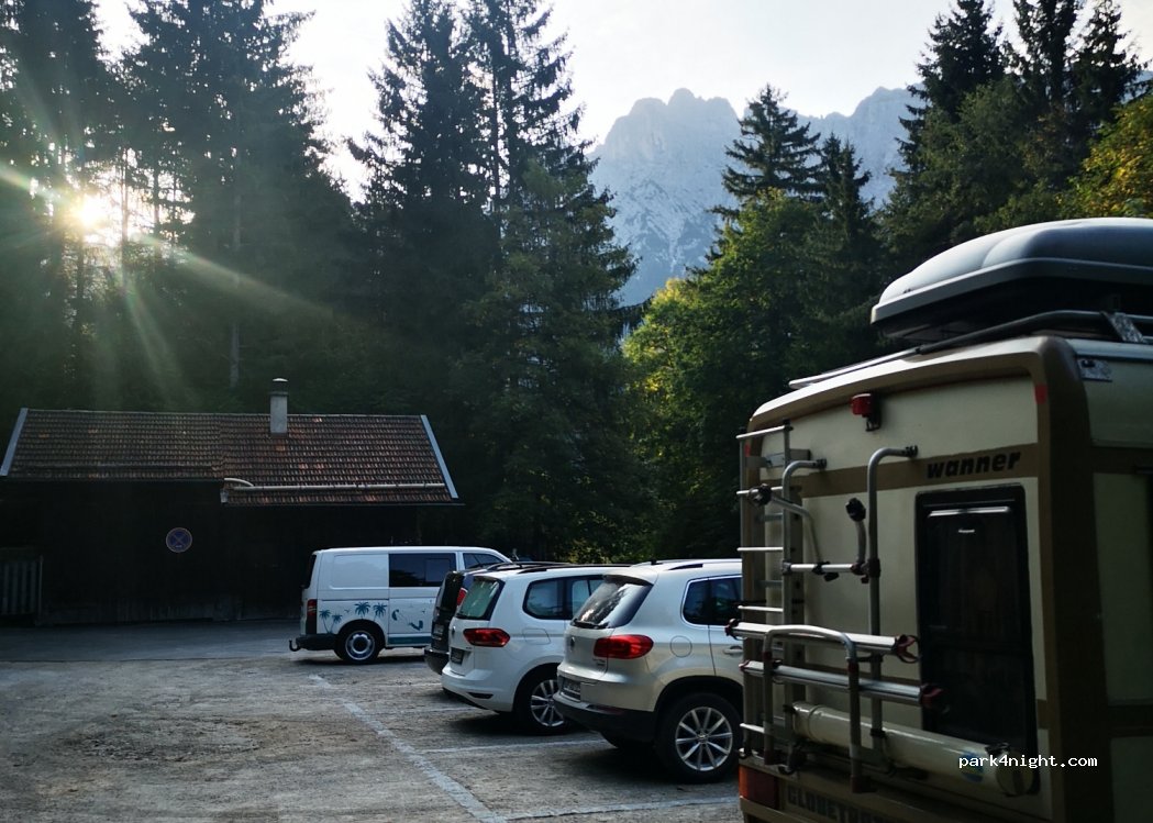 (82481) Mittenwald - St2542 — foto