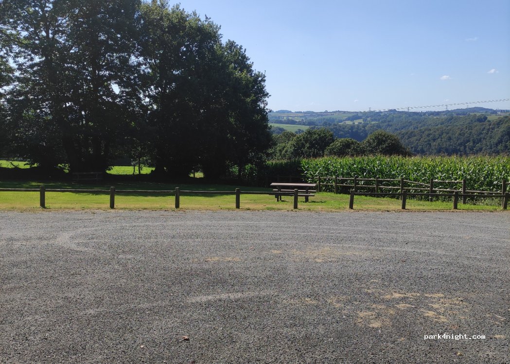 (50540) Isigny-le-Buat - La Hautonnière les Biards — foto 3