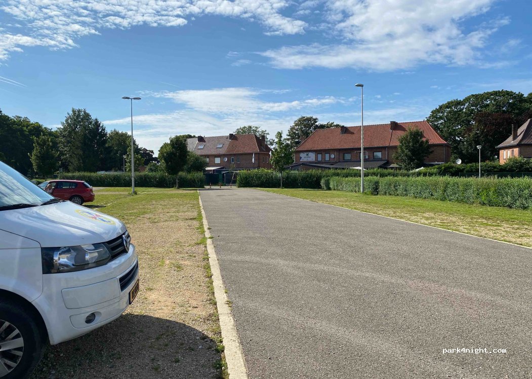 (3600) Genk - 33 Lucien Londotstraat — foto 2