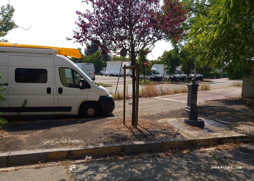 (15122) Alessandria - 78 Strada Vescovana — foto