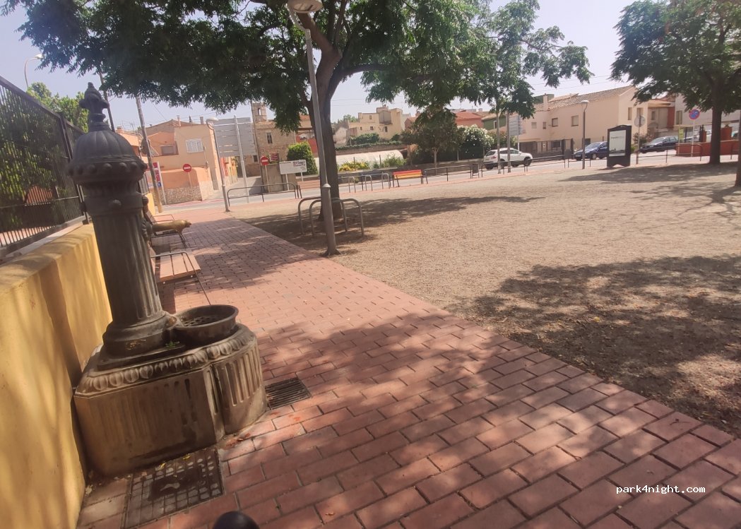 (17486) Castelló d'Empúries - 9 Carrer de Pau Casals — foto 2