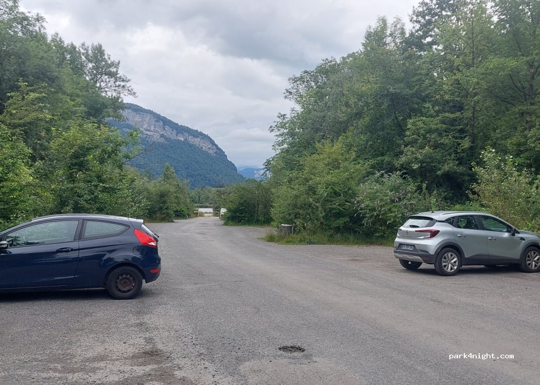 (74700) Sallanches - 1470 Route de Méribel — foto 3