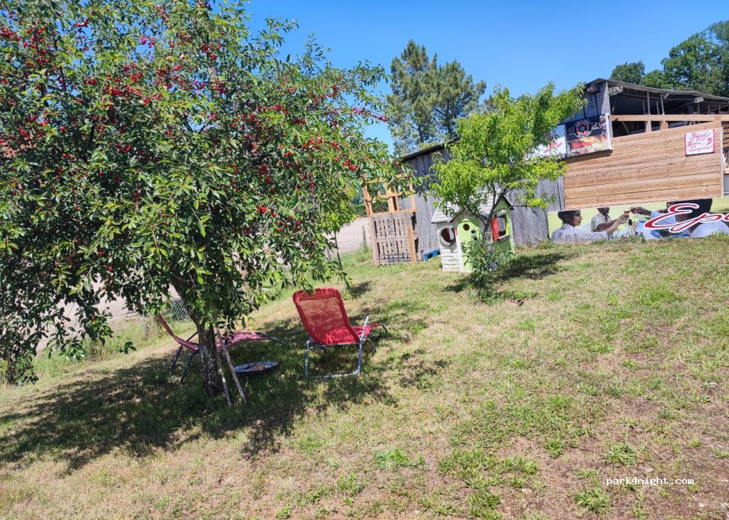 (01851) Marboz - 290 Les Vavres — foto