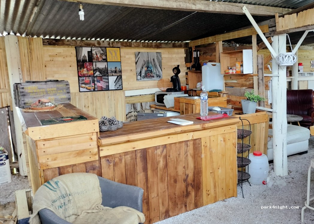 (01851) Marboz - 290 Les Vavres — foto 2