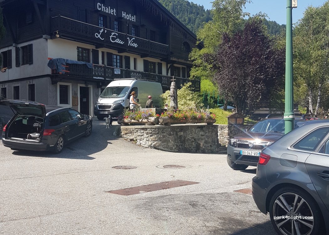 (73590) Saint-Nicolas-la-Chapelle - D113 — foto 3