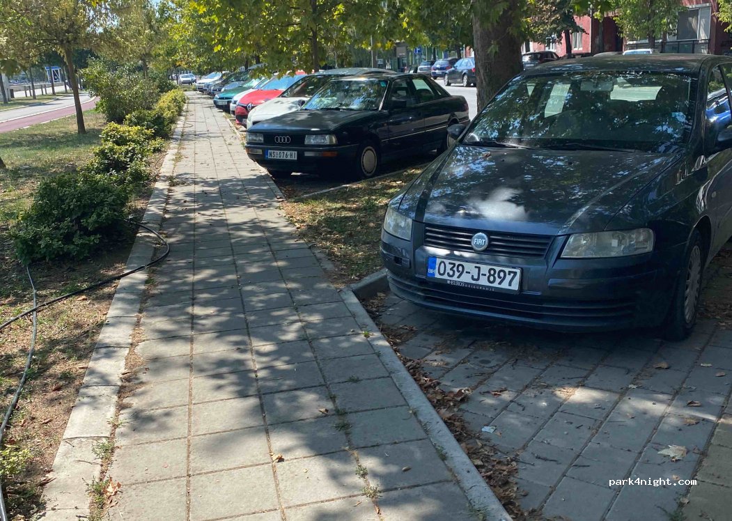 (21000) Novi Sad - 19 Beogradski kej — foto